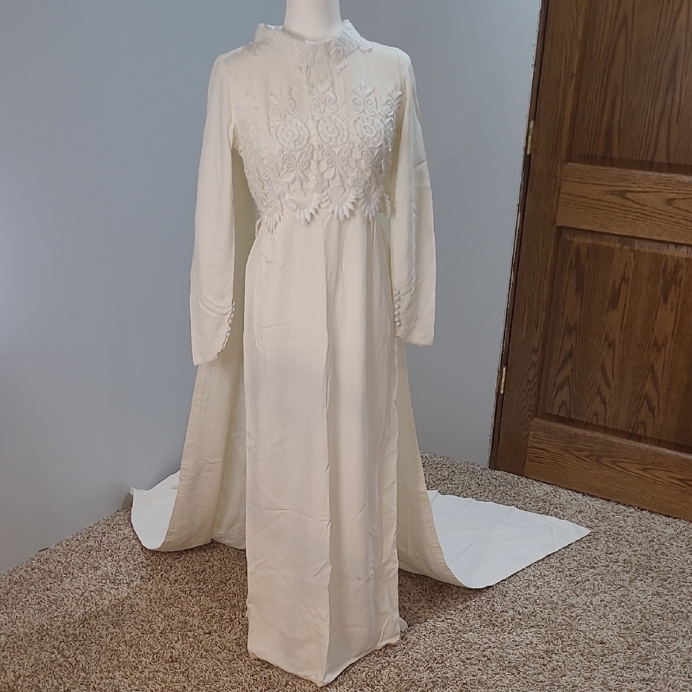 Unique Vintage Wedding Dress